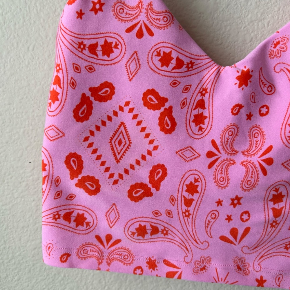 Aerie Offline Real Me Sports Bra Low Key LongLine Recharge Pink Paisley Size XS - Picture 5 of 15